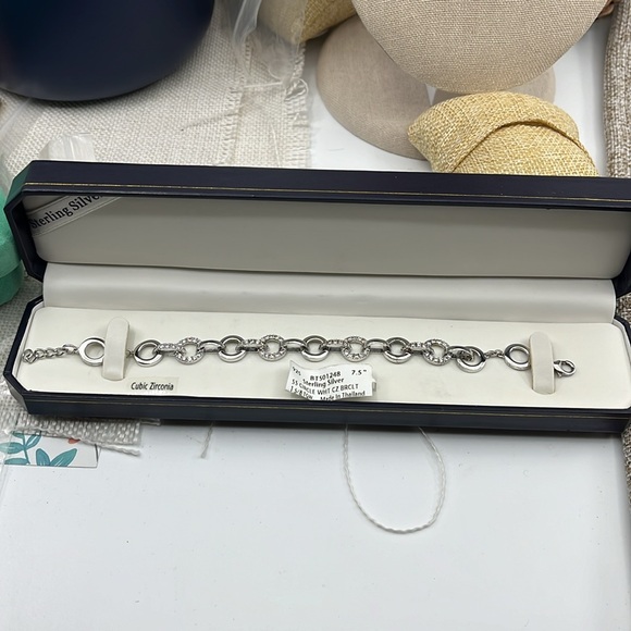 Vintage 925 Sterling Silver CZ Circle Link Bracelet, 7.5" - Picture 4 of 16